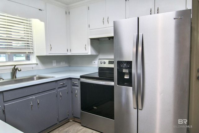 700 E Myrtle Avenue, Foley, AL 36535