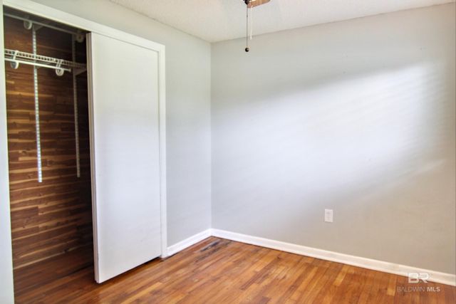 700 E Myrtle Avenue, Foley, AL 36535