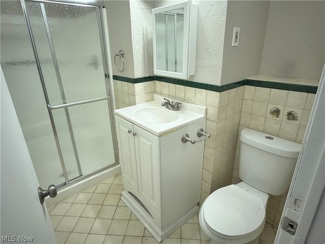 3003 Walter Road, North Olmsted, OH 44070