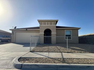 1013 VILLA SECA Drive, El Paso, TX 79928