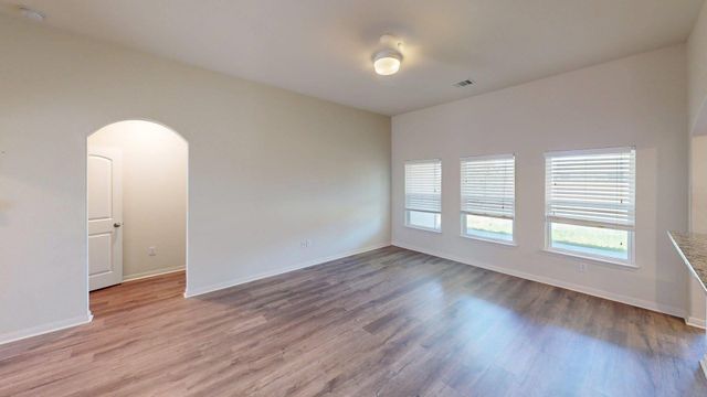 1531 Twin Estates DR, Kyle, TX 78640