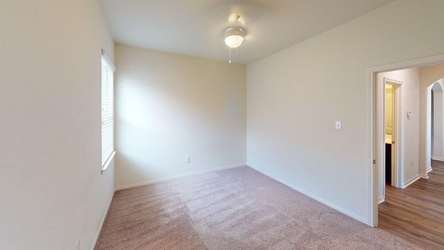 1531 Twin Estates DR, Kyle, TX 78640