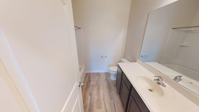 1531 Twin Estates DR, Kyle, TX 78640