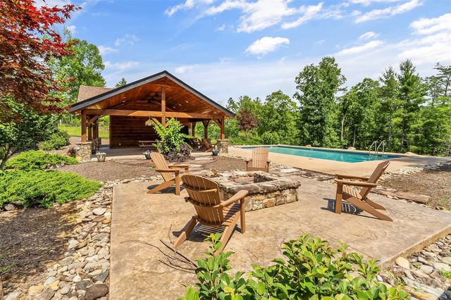 154 West Point Drive, Nebo, NC 28761