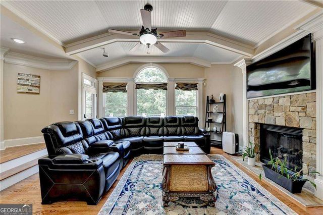 1375 Tree Lane, Snellville, GA 30078