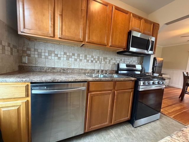 320 Wood Street 2, New Bedford, MA 02745