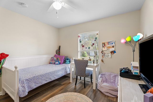 400 SW Ridgecrest Drive, Port St. Lucie, Port St Lucie, FL 34953