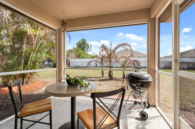 400 SW Ridgecrest Drive, Port St. Lucie, Port St Lucie, FL 34953