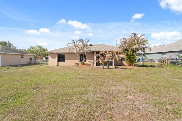 400 SW Ridgecrest Drive, Port St. Lucie, Port St Lucie, FL 34953