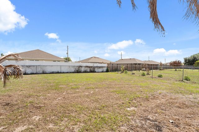 400 SW Ridgecrest Drive, Port St. Lucie, Port St Lucie, FL 34953