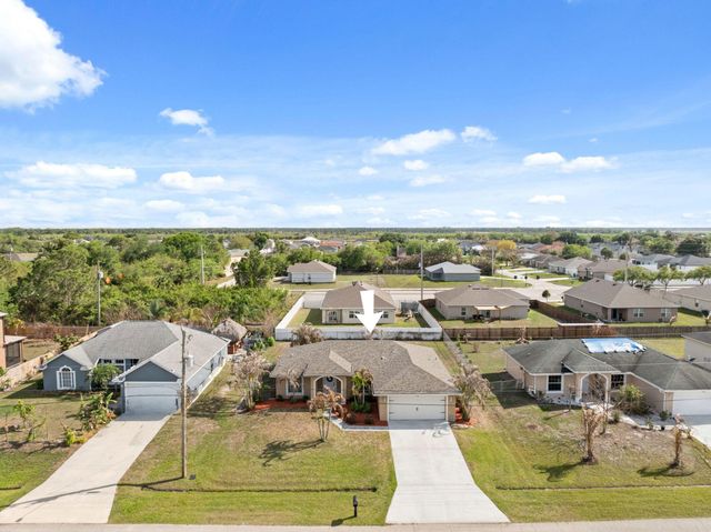 400 SW Ridgecrest Drive, Port St. Lucie, Port St Lucie, FL 34953