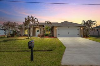 400 SW Ridgecrest Drive, Port St. Lucie, Port St Lucie, FL 34953