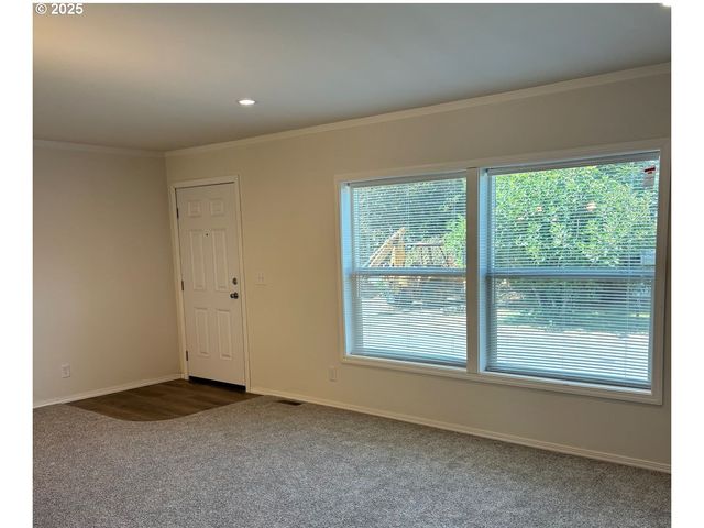 27645 SNYDER Rd 36, Junction City, OR 97448