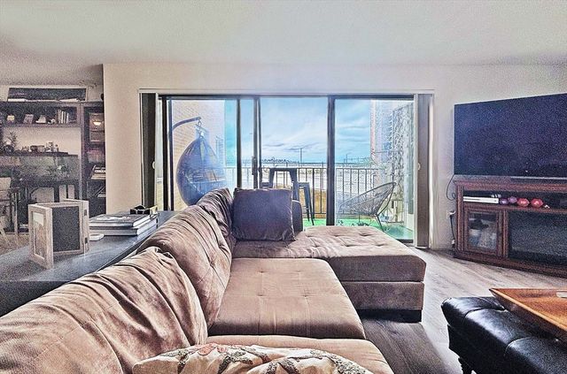 295 Lynn Shore Dr 104, Lynn, MA 01902