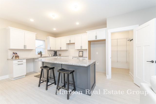 1396 Center Hill Road 52, Lowell, MI 49331