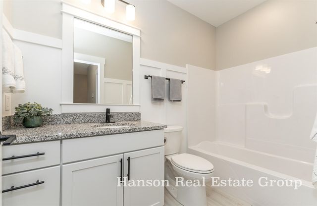 1396 Center Hill Road 52, Lowell, MI 49331