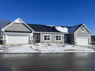 1396 Center Hill Road 52, Lowell, MI 49331
