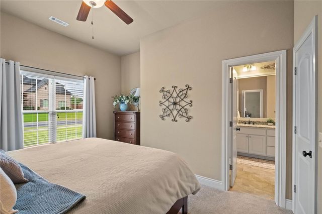 1302 NW Hermanus Street, Bentonville, AR 72712