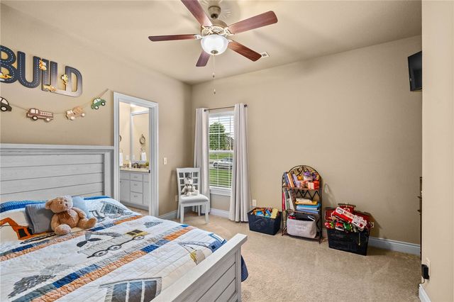 1302 NW Hermanus Street, Bentonville, AR 72712