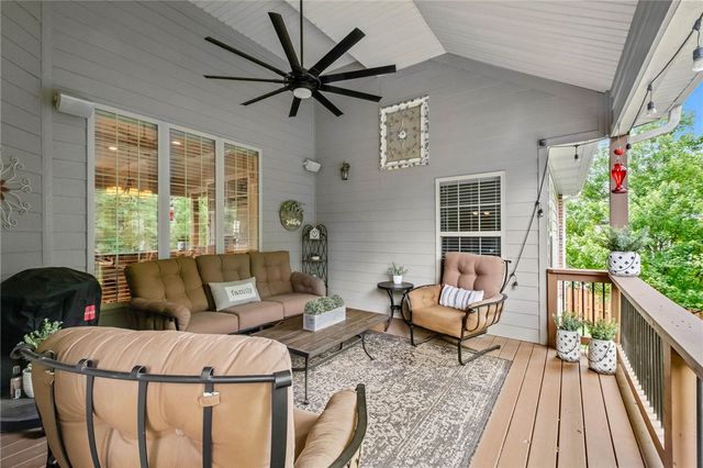 1302 NW Hermanus Street, Bentonville, AR 72712