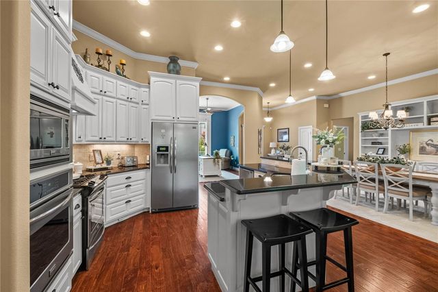 1302 NW Hermanus Street, Bentonville, AR 72712