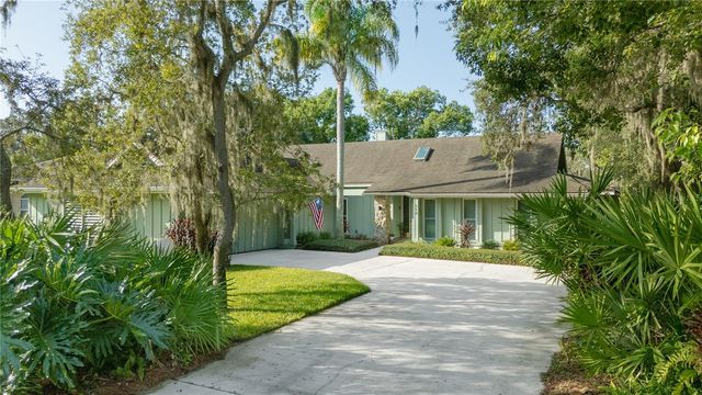 550 BOTTLEBRUSH COURT, New Smyrna Beach, FL 32168