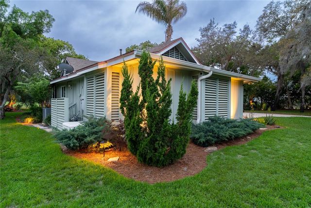 550 BOTTLEBRUSH COURT, New Smyrna Beach, FL 32168