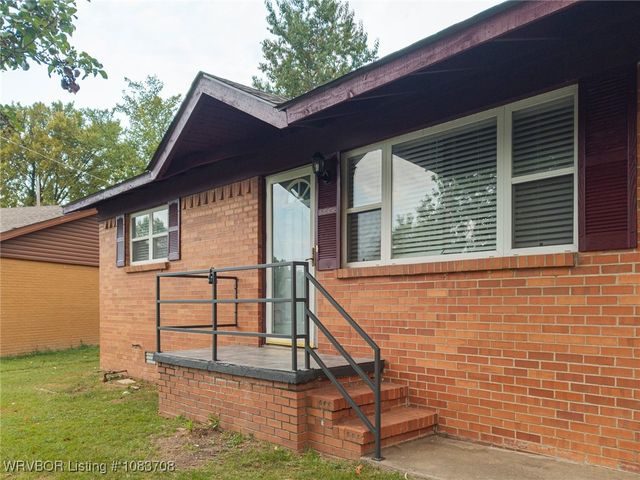 601 Cedar Lane, Fort Smith, AR 72908