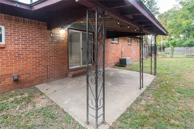 601 Cedar Lane, Fort Smith, AR 72908