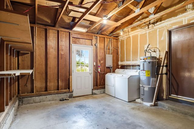 7872 Harlan Drive, White City, OR 97503