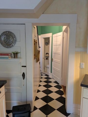 214 W Campbell Street, Frankfort, KY 40601