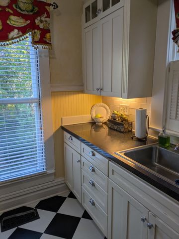 214 W Campbell Street, Frankfort, KY 40601