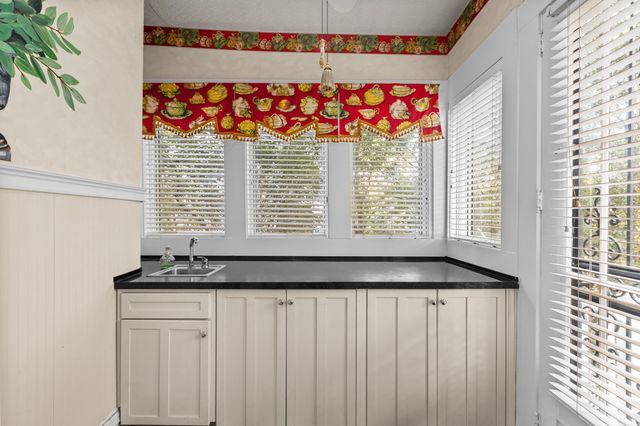 214 W Campbell Street, Frankfort, KY 40601