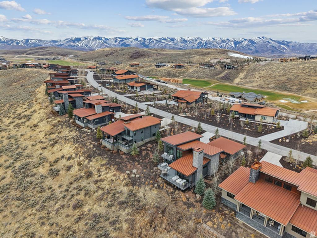 Image 37 of property listing at 6768 GOLDEN BEAR LOOP W, Park City, UT 84098