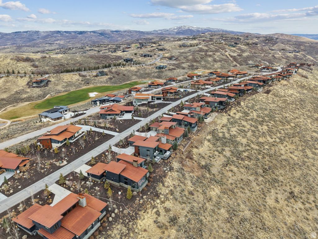 Image 40 of property listing at 6768 GOLDEN BEAR LOOP W, Park City, UT 84098