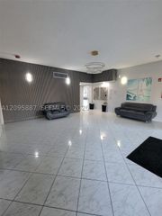 16740 NE 9th Ave 406, North Miami Beach, FL 33162