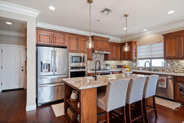 2281 Corin Dr, Roseville, CA 95747