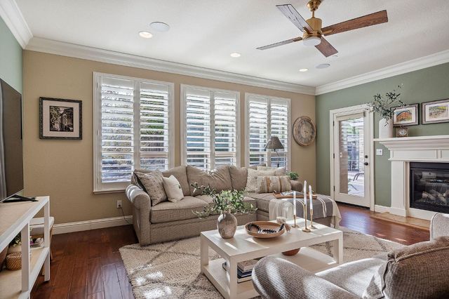 2281 Corin Dr, Roseville, CA 95747