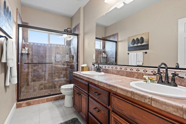 2281 Corin Dr, Roseville, CA 95747