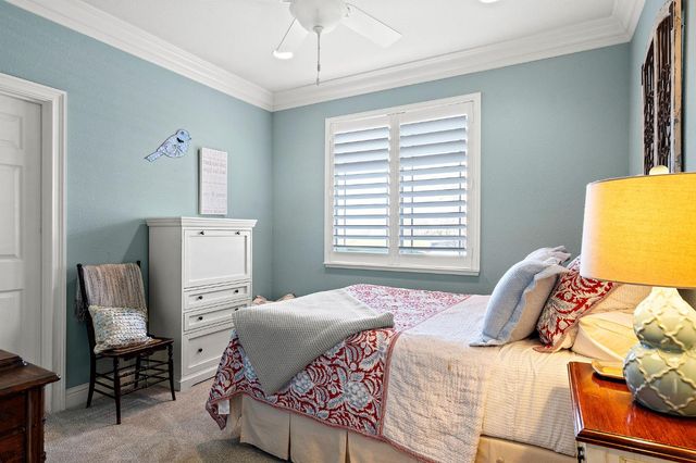 2281 Corin Dr, Roseville, CA 95747