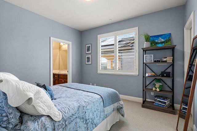 2281 Corin Dr, Roseville, CA 95747