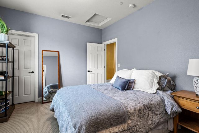 2281 Corin Dr, Roseville, CA 95747