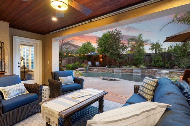 2281 Corin Dr, Roseville, CA 95747