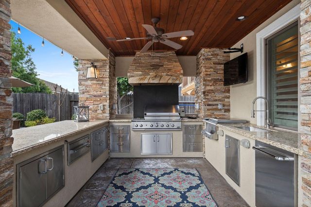 2281 Corin Dr, Roseville, CA 95747