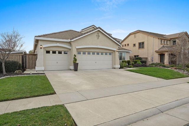 2281 Corin Dr, Roseville, CA 95747