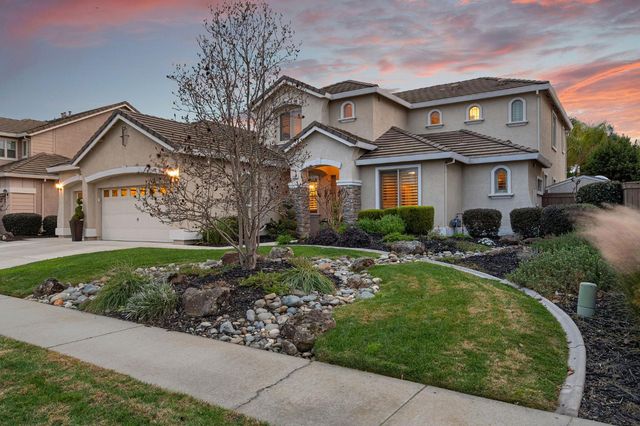 2281 Corin Dr, Roseville, CA 95747