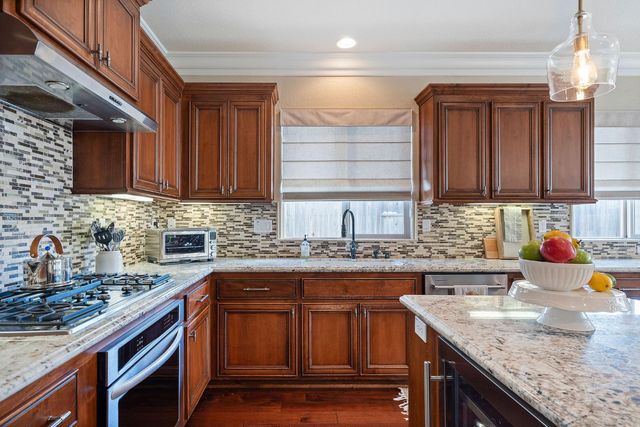 2281 Corin Dr, Roseville, CA 95747