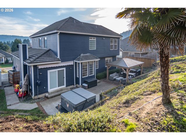 2290 Nw WITHERSPOON Ave, Roseburg, OR 97471