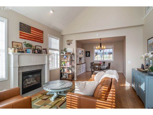 2290 Nw WITHERSPOON Ave, Roseburg, OR 97471