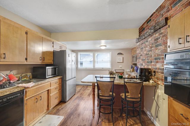 53 Main Street, Lloyd, NY 12528